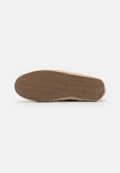 Pier One UNISEX - Espadrille - Brown -Pier One 23ffc4845e644a6e9d5b182382af5ffb