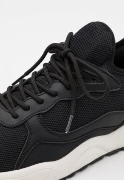 Pier One UNISEX - Sneaker Low - Black -Pier One 36cbe66cb08a40fbabcf0b96746d0e15