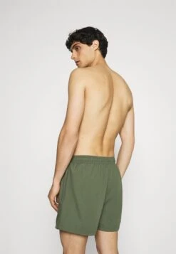 Pier One PEACHY SOFT BEACH SHORTS - Badeshorts - Khaki 9 Pier One PEACHY SOFT BEACH SHORTS - Badeshorts - Khaki -Pier One 45b4d495639641978f52236044d44dfc