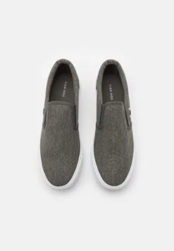 Pier One UNISEX - Sneaker Low - Grey 11 Pier One UNISEX - Sneaker Low - Grey -Pier One 579776f233c041c1a593137d309a6ccd