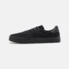 Pier One UNISEX - Sneaker Low - Black