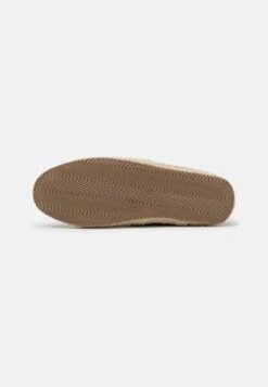 Pier One UNISEX - Espadrille - Dark Grey 12 Pier One UNISEX - Espadrille - Dark Grey -Pier One 71863cc99e4e45aaa2e0b88af2a0a347