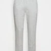 Pier One SMART PIQUEE JOGGER - Jogginghose - Light Grey 2 Pier One SMART PIQUEE JOGGER - Jogginghose - Light Grey -Pier One 80424a62dd2f4d1ab19a5297a41009fa 1