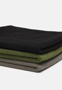 Pier One 3 PACK UNISEX - Schlauchschal - Black, Grey, Olive 10 Pier One 3 PACK UNISEX - Schlauchschal - Black, Grey, Olive -Pier One 84f98a206bd54f27bd29605e058c4b38