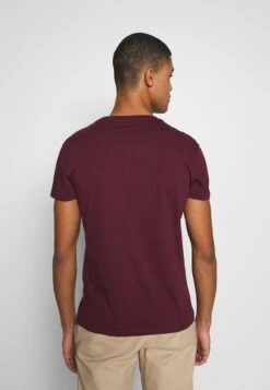 Pier One T-Shirt Basic - Bordeaux 10 Pier One T-Shirt Basic - Bordeaux -Pier One 9f9bb53358e64bb195d7899815204bcd
