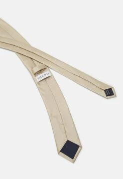 Pier One SET - Einstecktuch - Beige 12 Pier One SET - Einstecktuch - Beige -Pier One ba7a873ddea6420b917aa099adb81ad3