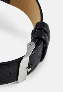 Pier One Uhr - Black/silver-coloured -Pier One bbd4e6d8b146435a85ade9e2edd8ca76