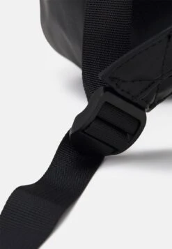 Pier One Tagesrucksack - Black 11 Pier One Tagesrucksack - Black -Pier One c3c19a965cd749d685f581c9c42d093a