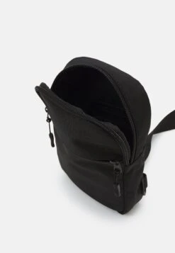 Pier One Gürteltasche - Black -Pier One c75c8bdf8b8541419b96d7dba0f5d743