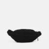 Pier One UNISEX - Gürteltasche - Black -Pier One d184f8ac0fe74deabe6e37372fa5dbb9