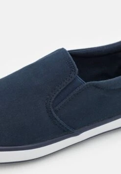 Pier One UNISEX - Sneaker Low - Dark Blue 13 Pier One UNISEX - Sneaker Low - Dark Blue -Pier One d492a0b4967e43d3b9cf58a8e4c33896