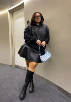 Pier One UNISEX - Sonnenbrille - Black -Pier One d9f8fa4882734d049934f5fa63dcd463