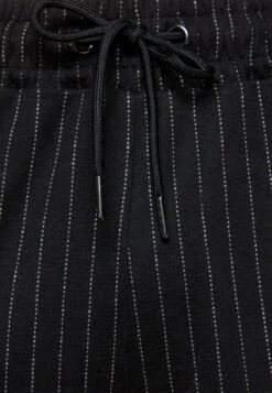 Pier One Jogginghose - Black 10 Pier One Jogginghose - Black -Pier One de378099a836428989152d63c23e7732