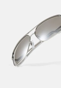 Pier One UNISEX - Sonnenbrille - Silver-coloured, Black -Pier One e2e667893a6348519937490659beba93