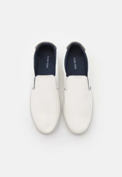 Pier One UNISEX - Sneaker Low - White -Pier One ed049c4add34421d8da2fcba5365fa6b