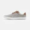 Pier One UNISEX - Sneaker Low - Light Grey 1 Pier One UNISEX - Sneaker Low - Light Grey -Pier One fa3455bcb8014f2fa0b8ab23f1a9bc93
